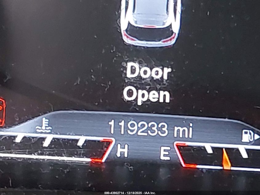 2018 Jeep Cherokee Limited 4X4 VIN: 1C4PJMDX8JD610684 Lot: 43902714