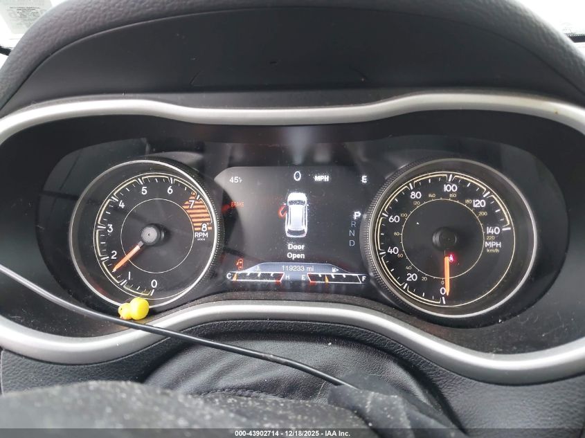 2018 Jeep Cherokee Limited 4X4 VIN: 1C4PJMDX8JD610684 Lot: 43902714