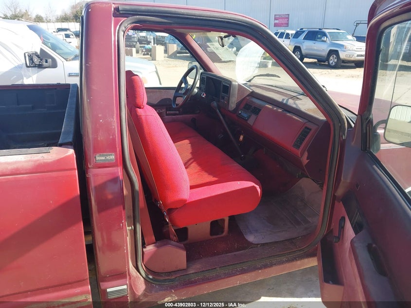 1GCDC14Z2KZ231522 1989 CHEVROLET GMT-400 photo no. 5