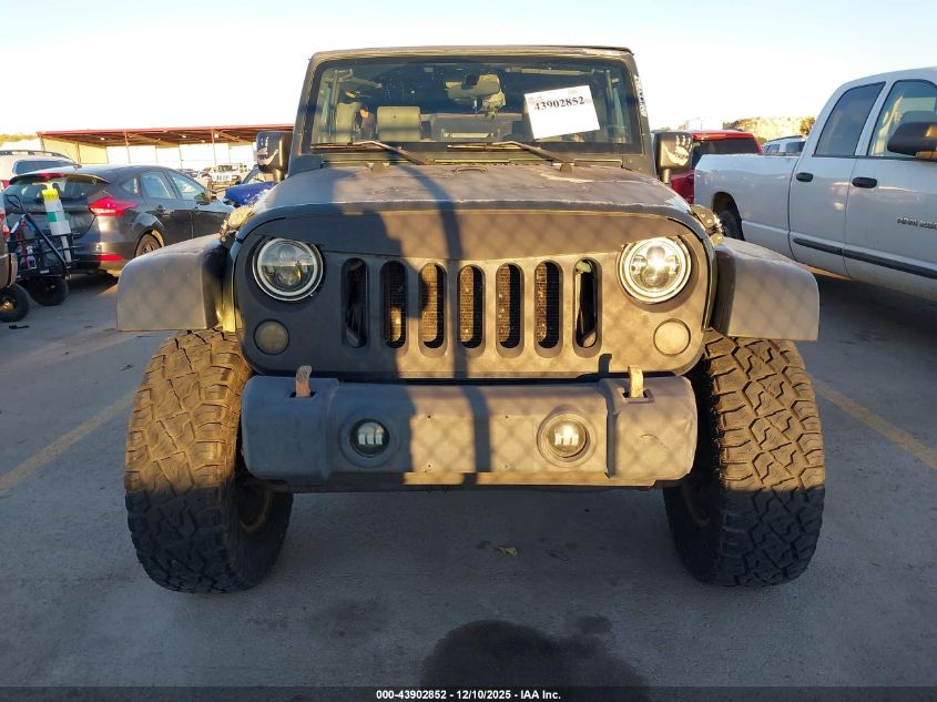 2008 Jeep Wrangler Unlimited Sahara VIN: 1J4GB59198L530330 Lot: 43902852