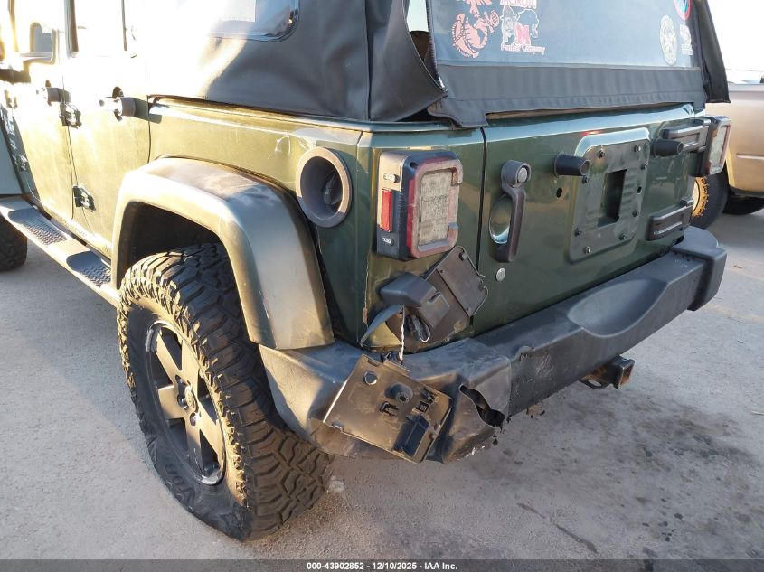 2008 Jeep Wrangler Unlimited Sahara VIN: 1J4GB59198L530330 Lot: 43902852