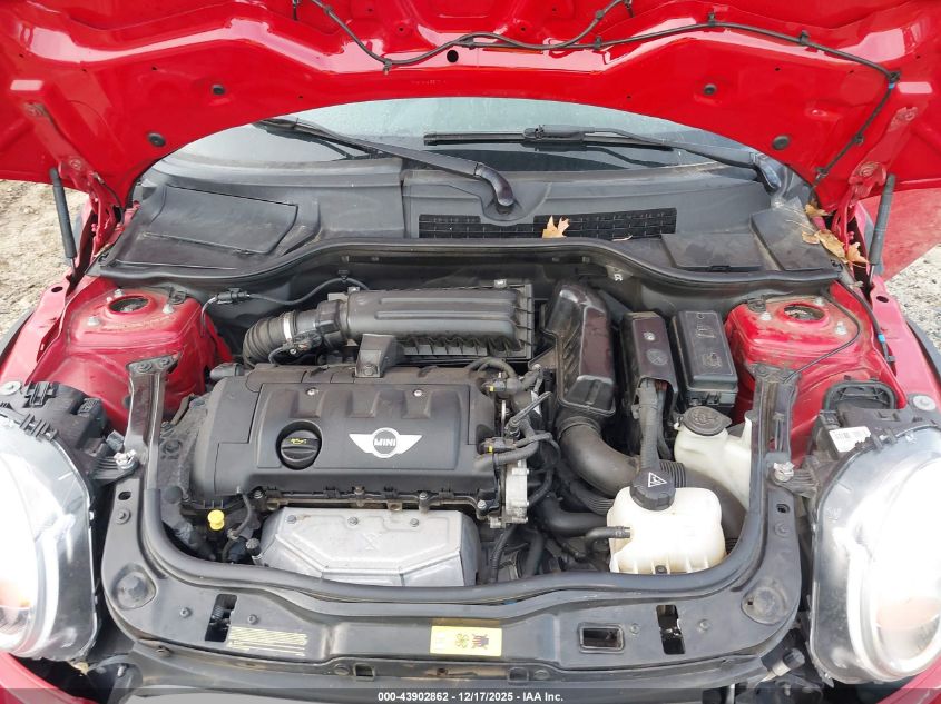 2014 Mini Roadster Cooper VIN: WMWSY1C59ET625823 Lot: 43902862