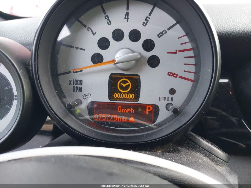 2014 Mini Roadster Cooper VIN: WMWSY1C59ET625823 Lot: 43902862