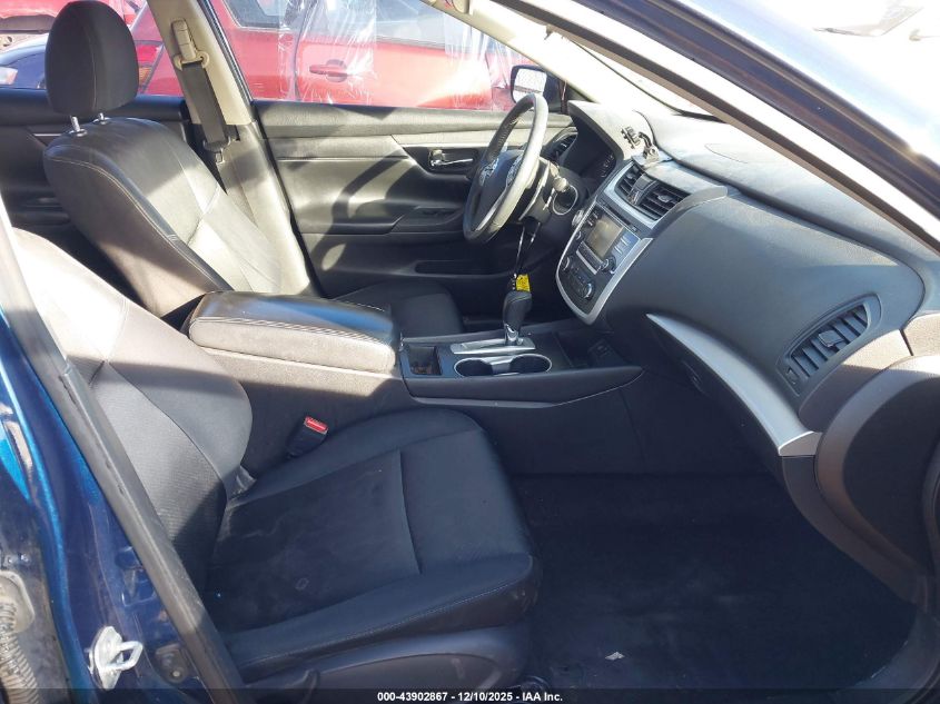 2017 Nissan Altima 2.5 Sr VIN: 1N4AL3AP0HC167922 Lot: 43902867