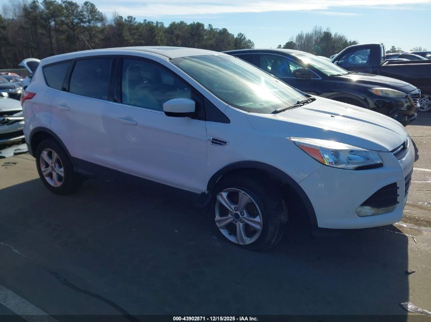 FORD ESCAPE SE