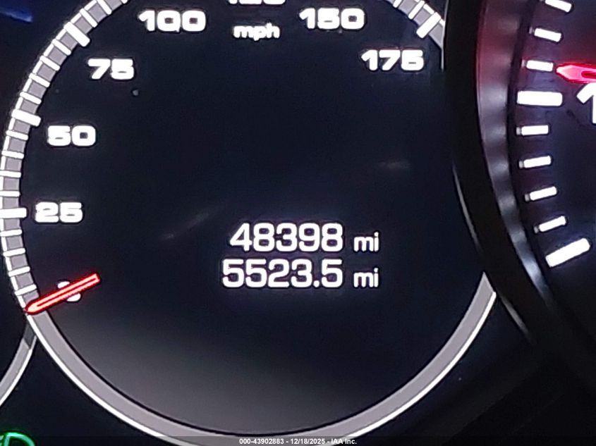 2020 Porsche Cayenne Coupe VIN: WP1BA2AY8LDA46810 Lot: 43902883