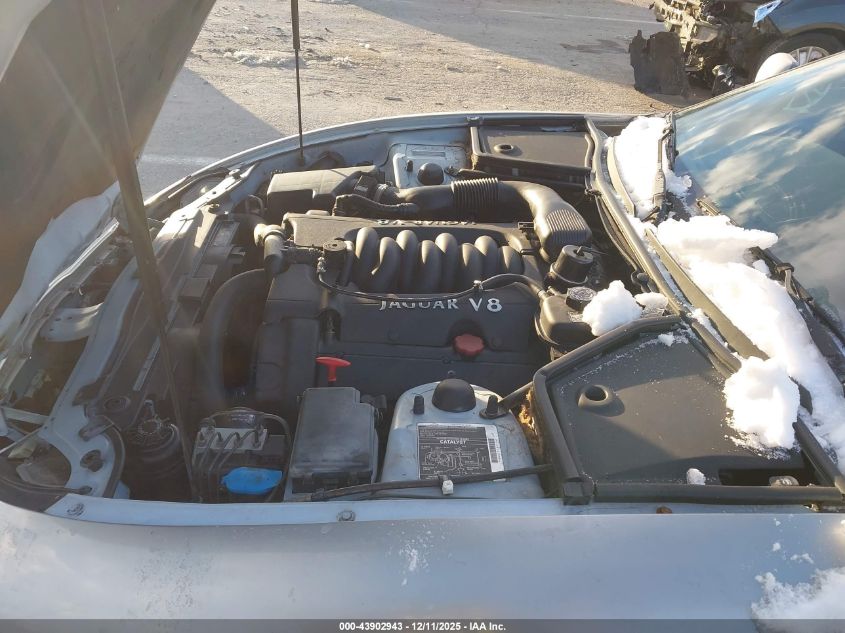 1998 Jaguar Xk8 VIN: SAJGX2247WC028358 Lot: 43902943