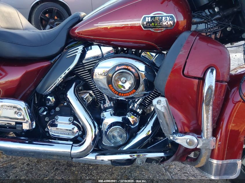 2010 Harley-Davidson Flhtcu VIN: 1HD1FC418AB619019 Lot: 43902951