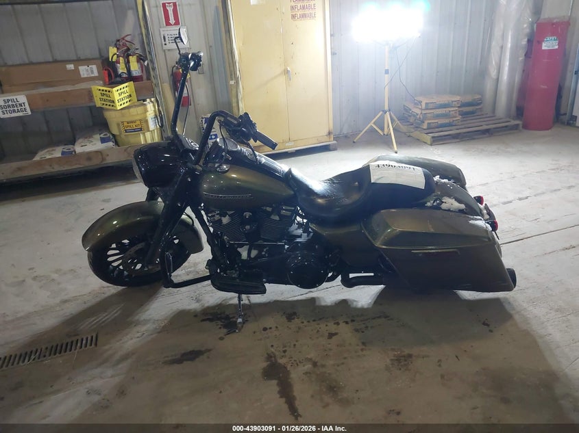 2017 Harley-Davidson Flhrxs VIN: 1HD1KVC22HB691748 Lot: 43903091