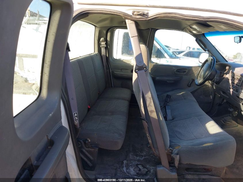 2002 Ford F-150 Xl/Xlt VIN: 1FTRF17242KC51128 Lot: 43903190