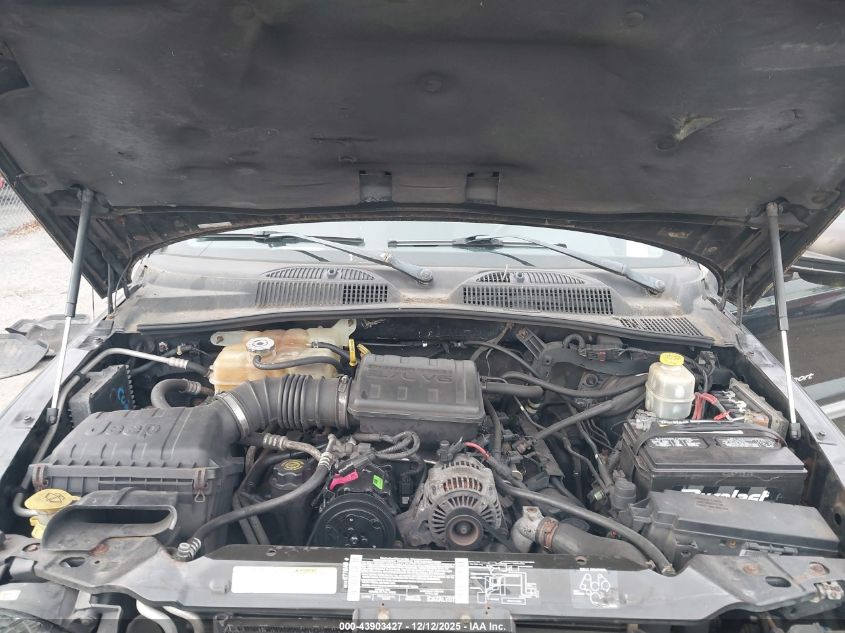 2003 Jeep Liberty Sport VIN: 1J4GL48K13W515975 Lot: 43903427