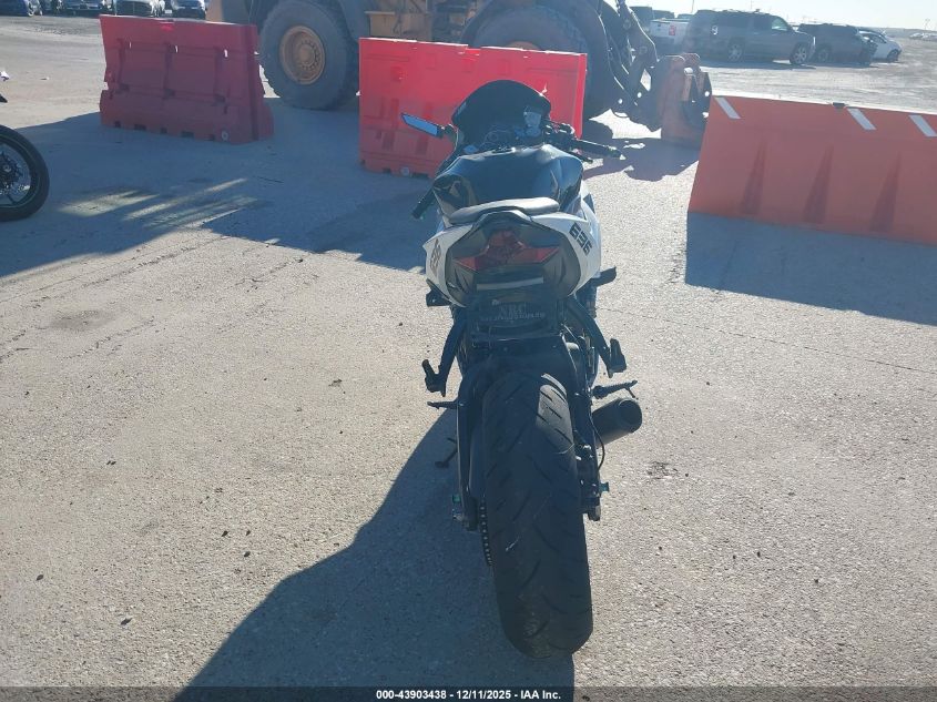 2019 Kawasaki Zx636 K VIN: JKBZXJH18KA002958 Lot: 43903438