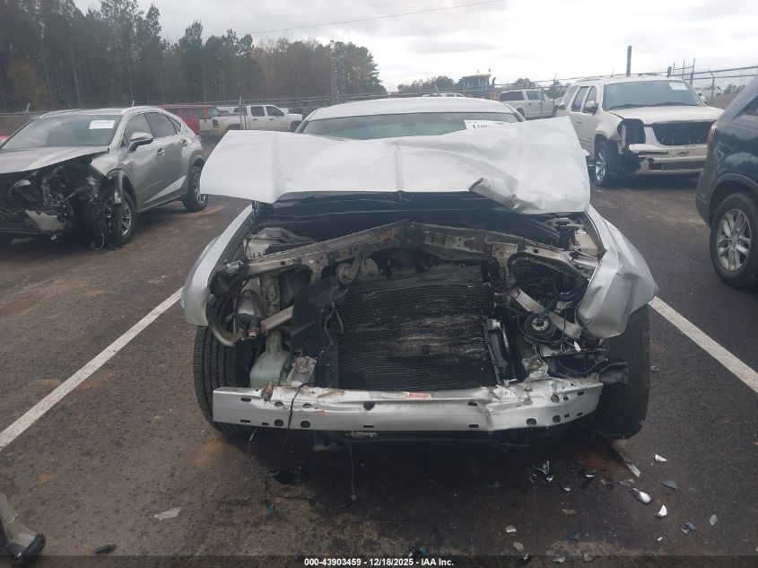 2010 Chrysler 300 Touring/Signature Series/Executive Series VIN: 2C3CA5CV1AH195607 Lot: 43903459