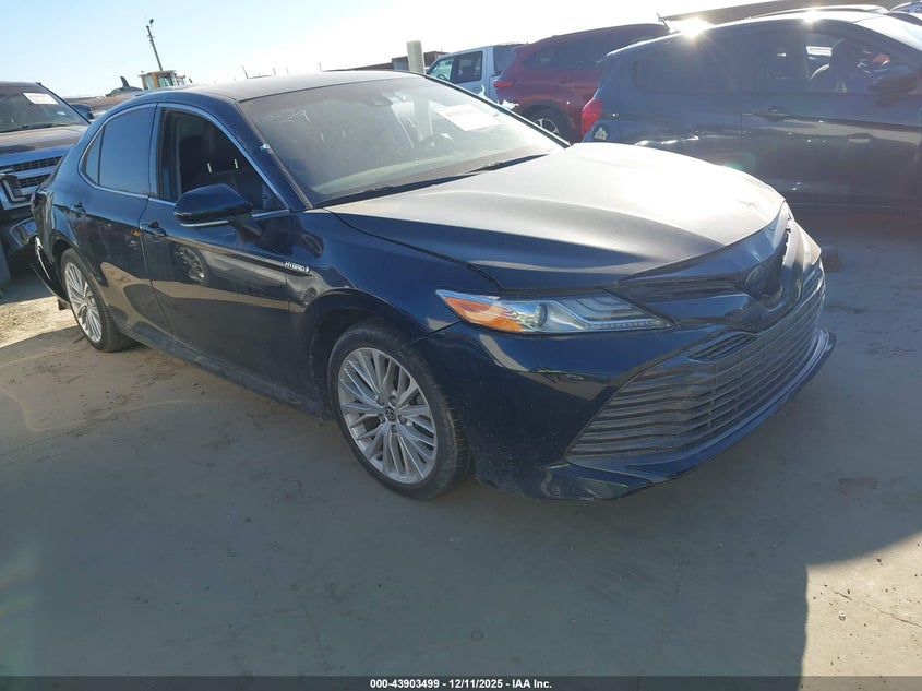 2020 Toyota Camry Xle Hybrid