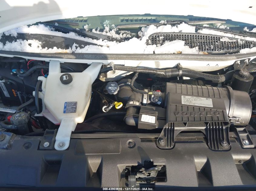 2017 GMC Savana Cutaway 4500 Series VIN: 1GD67VCGXH1195912 Lot: 43903516