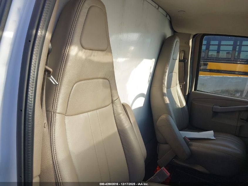 2017 GMC Savana Cutaway 4500 Series VIN: 1GD67VCGXH1195912 Lot: 43903516