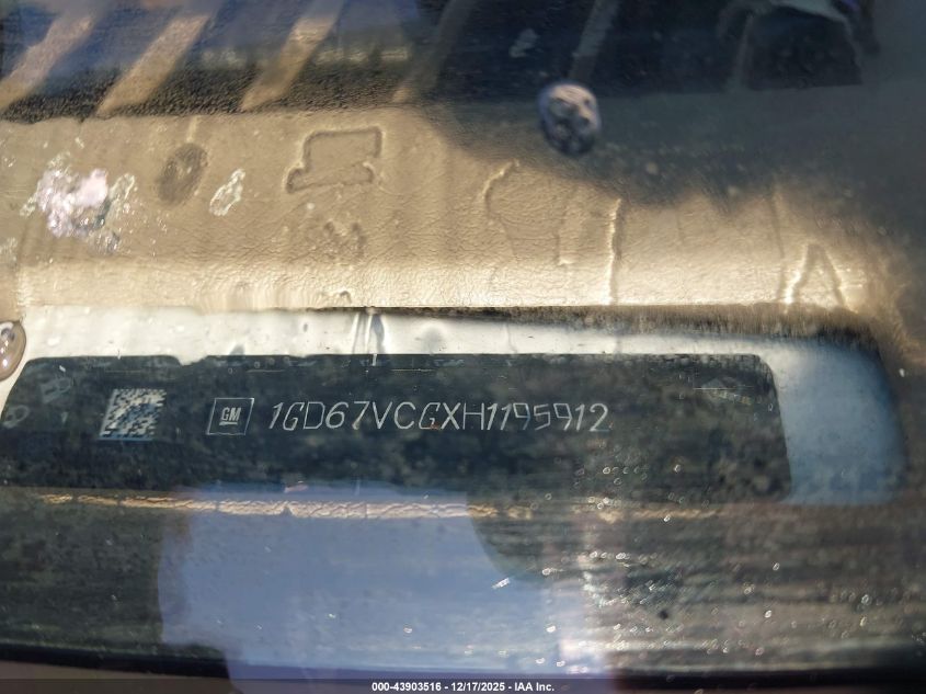 2017 GMC Savana Cutaway 4500 Series VIN: 1GD67VCGXH1195912 Lot: 43903516