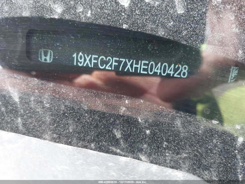 2017 Honda Civic Ex VIN: 19XFC2F7XHE040428 Lot: 43903518