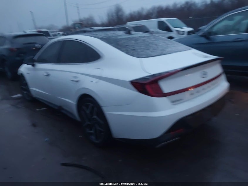 5NPEK4JC8MH110576 2021 HYUNDAI SONATA photo no. 3