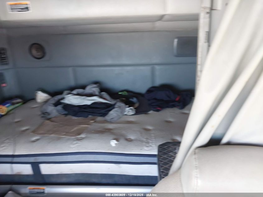 2017 Kenworth T680 VIN: 1XKYD49X0HJ142650 Lot: 43903609