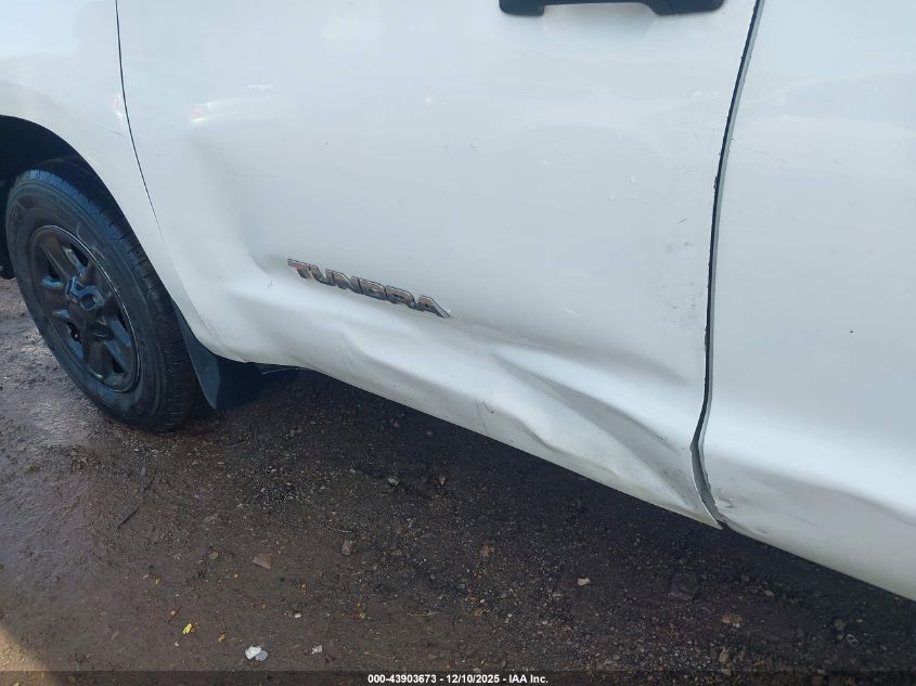 2012 Toyota Tundra Grade 4.6L V8 VIN: 5TFRM5F15CX044693 Lot: 43903673