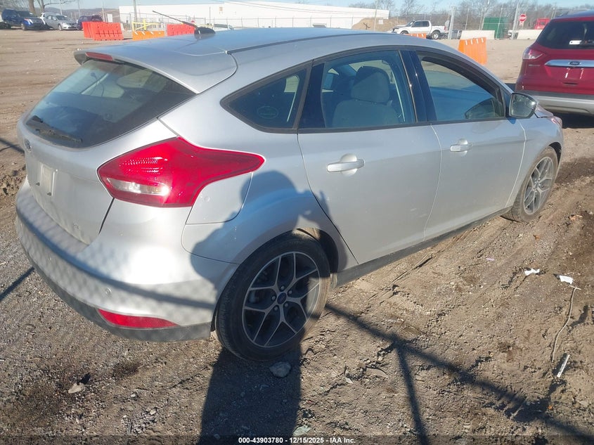2017 FORD FOCUS auction photo 4