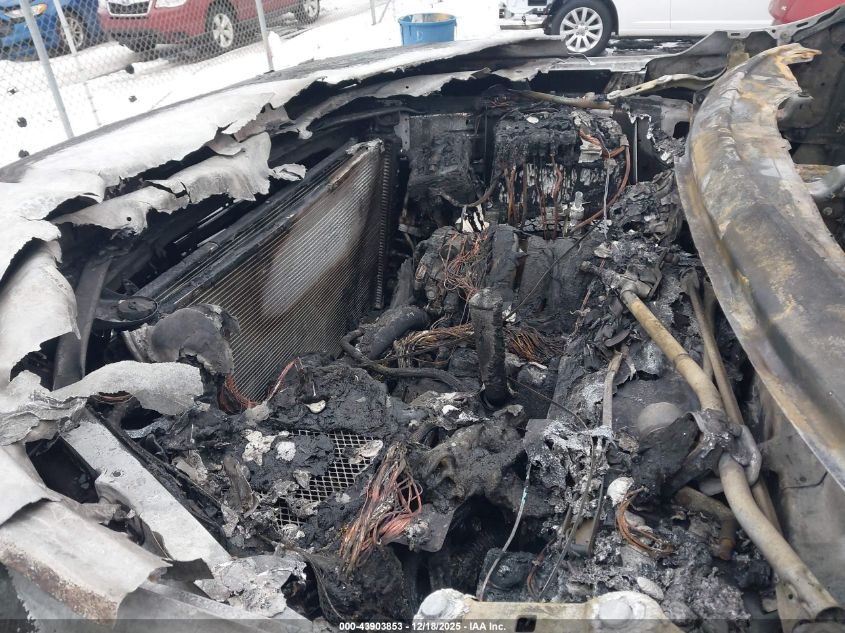 2021 GMC Yukon Xl At4 VIN: 1GKS2HKD9MR330436 Lot: 43903853