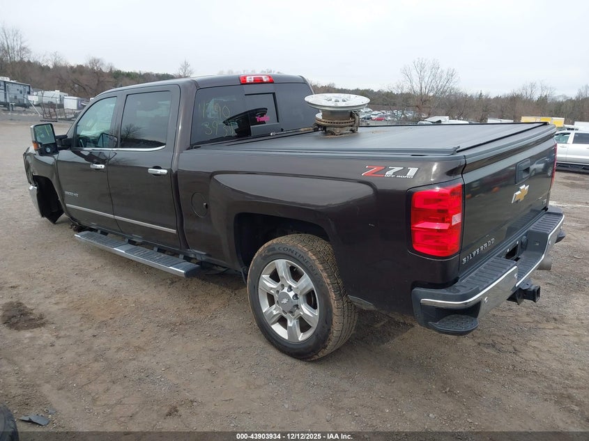 1GC1KWEY8JF201501 2018 CHEVROLET SILVERADO photo no. 3