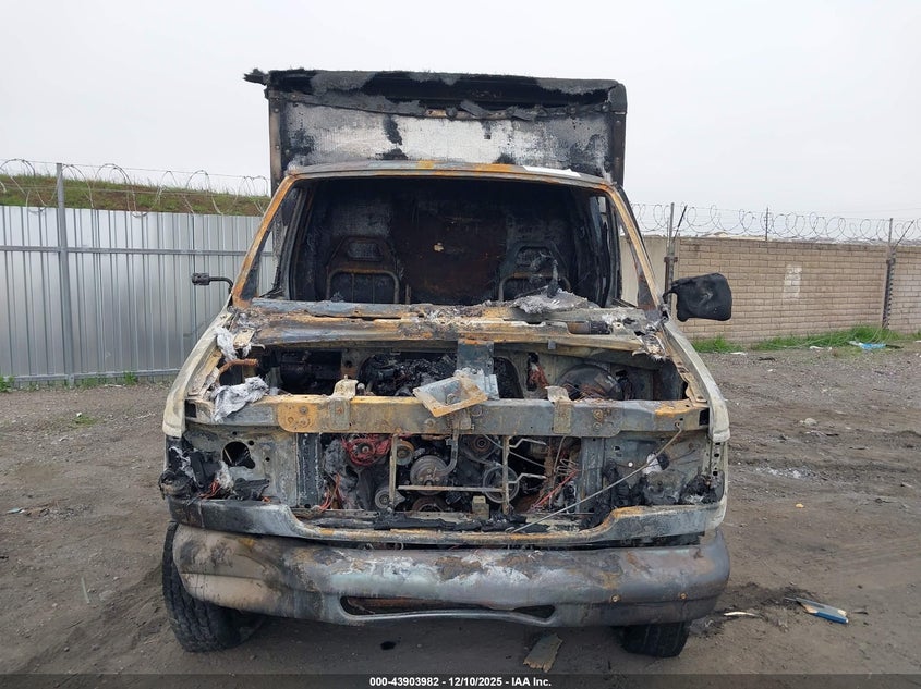 1FDNE2726XHB11265 1999 FORD  photo no. 12