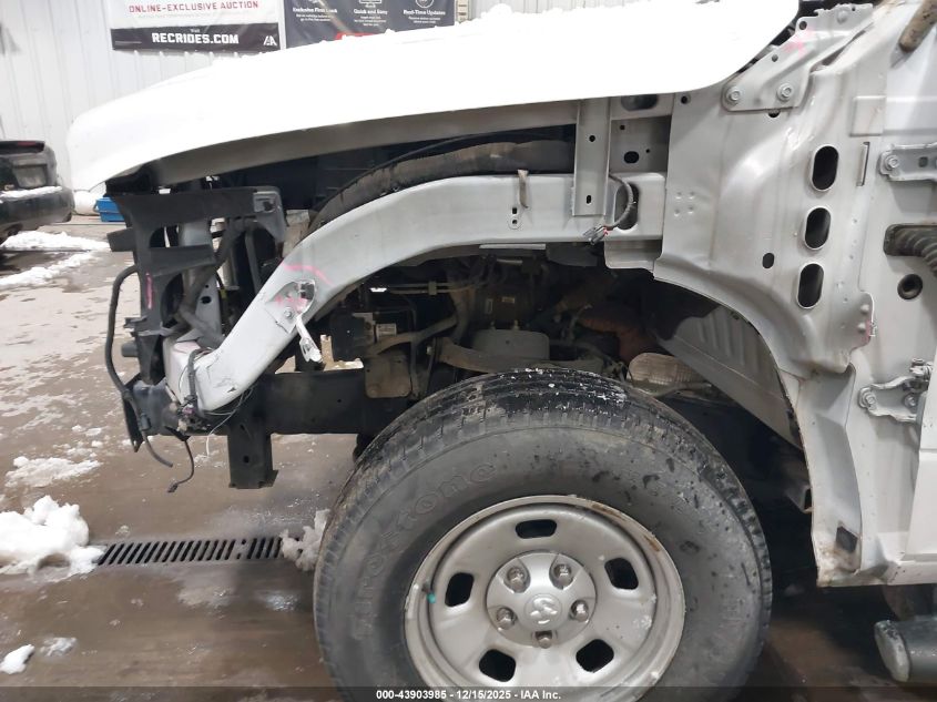 2019 Ram 1500 Classic Tradesman 4X4 8' Box VIN: 3C6JR7DG5KG657926 Lot: 43903985