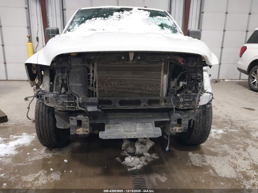 2019 Ram 1500 Classic Tradesman 4X4 8' Box VIN: 3C6JR7DG5KG657926 Lot: 43903985