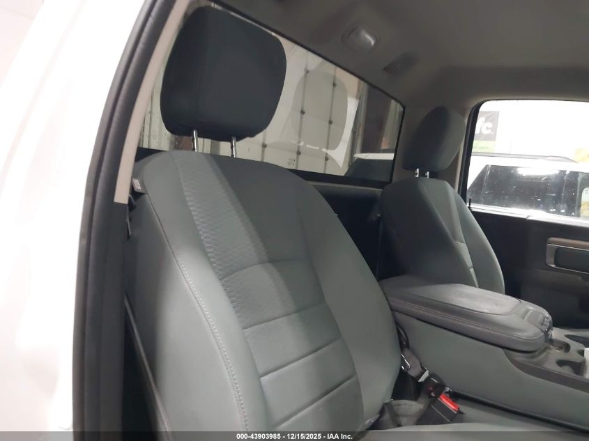 2019 Ram 1500 Classic Tradesman 4X4 8' Box VIN: 3C6JR7DG5KG657926 Lot: 43903985