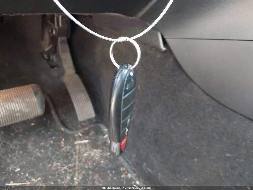 2011 Jeep Grand Cherokee Laredo VIN: 1J4RS4GG5BC583396 Lot: 43904058