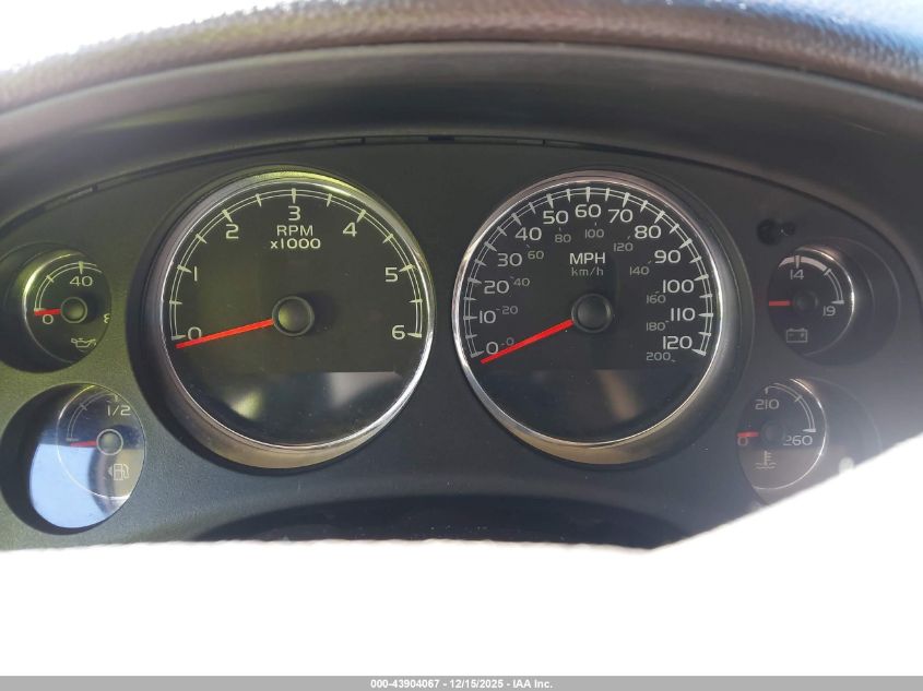 2011 GMC Yukon Denali VIN: 1GKS1EEF5BR396011 Lot: 43904067