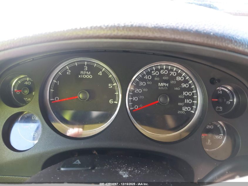 2011 GMC Yukon Denali VIN: 1GKS1EEF5BR396011 Lot: 43904067