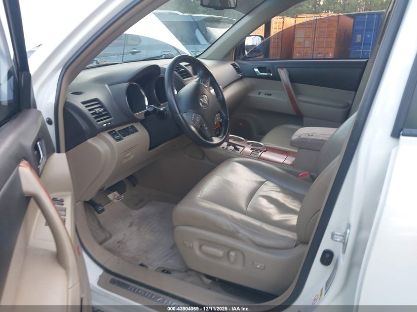 2010 Toyota Highlander Limited V6