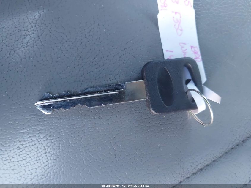 2004 Ford F-350 Xl/Xlt VIN: 1FDWF36L34EA86081 Lot: 43904092