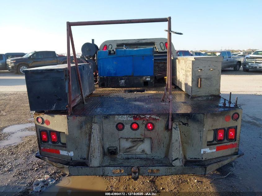 2011 Chevrolet Silverado 3500Hd Chassis Work Truck VIN: 1GB4CZCL6BF160682 Lot: 43904172