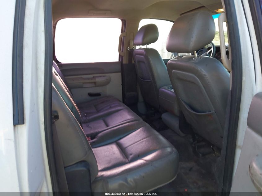 2011 Chevrolet Silverado 3500Hd Chassis Work Truck VIN: 1GB4CZCL6BF160682 Lot: 43904172