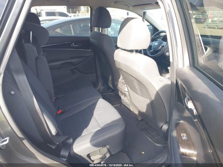 2019 Kia Sorento 3.3L Lx VIN: 5XYPG4A59KG450495 Lot: 43904176