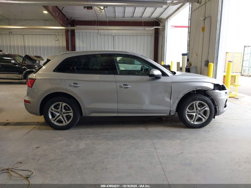 2018 Audi Q5 2.0T Premium/2.0T Tech Premium VIN: WA1ANAFY9J2049979 Lot: 43904231