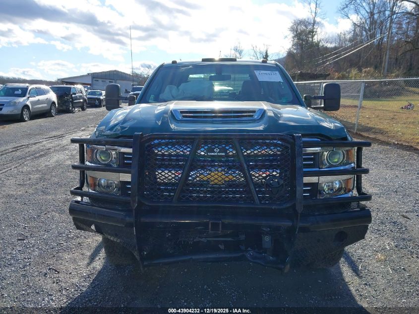 2017 Chevrolet Silverado 3500Hd Chassis Wt VIN: 1GB4KYCY9HF211478 Lot: 43904232