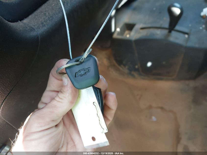 2017 Chevrolet Silverado 3500Hd Chassis Wt VIN: 1GB4KYCY9HF211478 Lot: 43904232