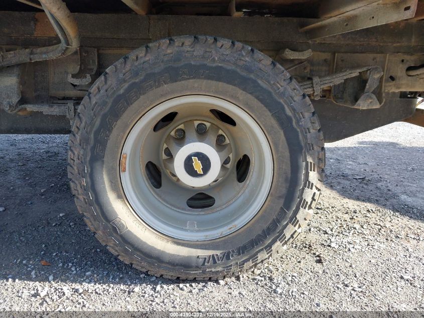 2017 Chevrolet Silverado 3500Hd Chassis Wt VIN: 1GB4KYCY9HF211478 Lot: 43904232