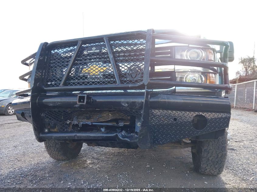 2017 Chevrolet Silverado 3500Hd Chassis Wt VIN: 1GB4KYCY9HF211478 Lot: 43904232