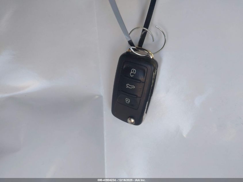 2017 Volkswagen Tiguan 2.0T Wolfsburg Edition VIN: WVGRV7AX5HW507512 Lot: 43904234