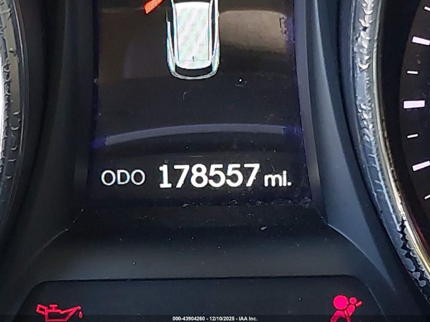 2013 Hyundai Santa Fe Sport VIN: 5XYZU3LB5DG118250 Lot: 43904260