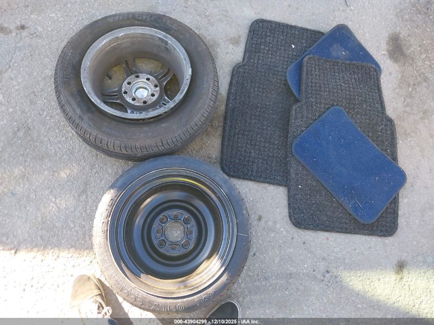 1998 Chevrolet Metro VIN: 2C1MR2260W6701428 Lot: 43904299