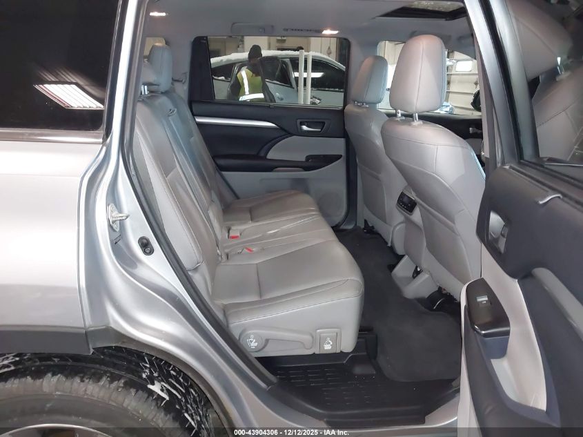 2014 Toyota Highlander Xle V6 VIN: 5TDJKRFH0ES024660 Lot: 43904306