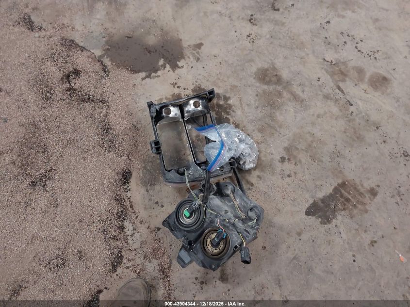 2011 GMC Sierra 1500 Sle VIN: 3GTP2VE33BG386114 Lot: 43904344